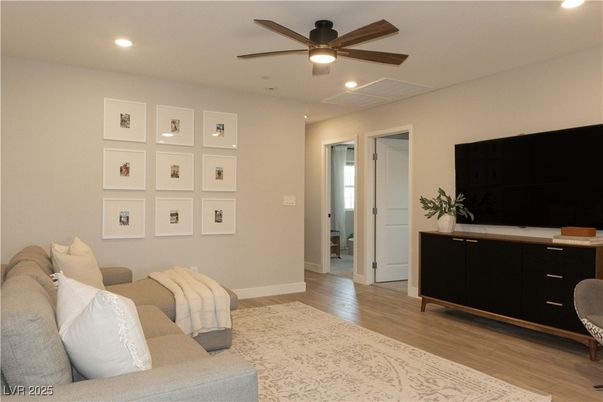 Interior, Recessed Lighting, Wood Texture Flooring