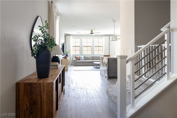 Interior, Living room, Pendant Lights, Recessed Lighting, Wood Texture Flooring