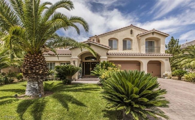 Attached, Backyard, Exterior, Facade, Mediterranean