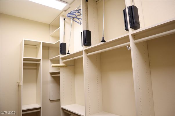 Interior, Walk-in Closets