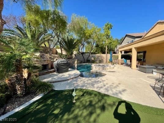 Backyard, Exterior, Pool