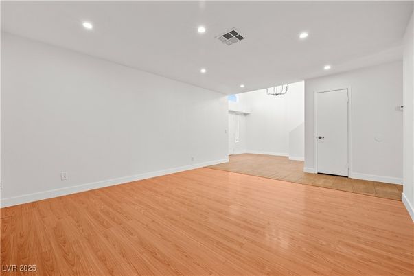 Empty room, Interior, Recessed Lighting, Wood Texture Flooring