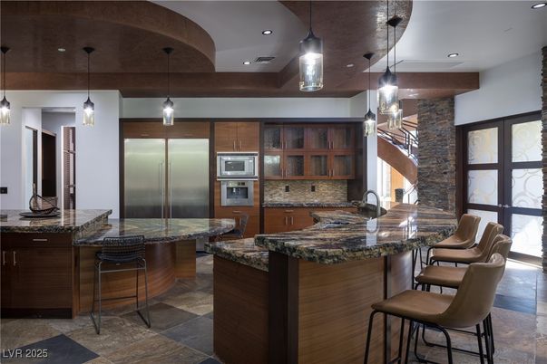 Interior, Kitchen, Pendant Lights, Recessed Lighting, Stainless Steel Appliances