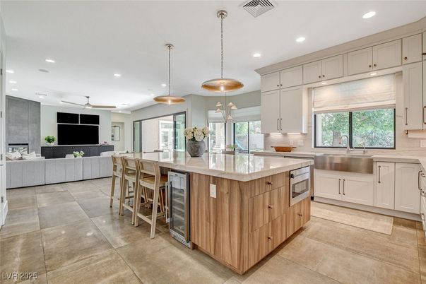 Interior, Kitchen, Living room, Pendant Lights, Recessed Lighting