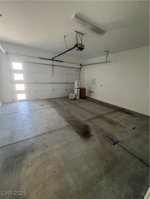 Garage, Interior