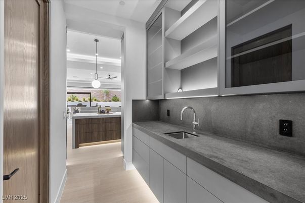 Interior, Kitchen, Pendant Lights, Recessed Lighting