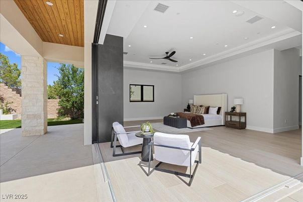 Bedroom, Interior, Recessed Lighting, Wooden Ceilings, Wood Texture Flooring