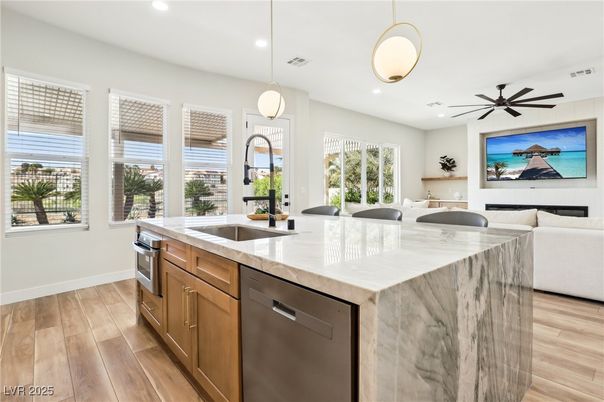 Interior, Kitchen, Living room, Pendant Lights, Recessed Lighting, Wood Texture Flooring