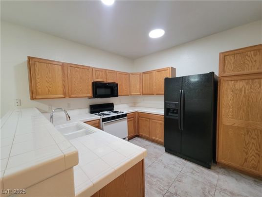 Interior, Kitchen, Recessed Lighting, Tile Countertops