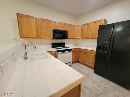 Interior, Kitchen, Tile Countertops