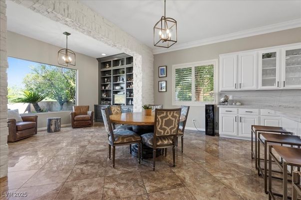 Dining room, Interior, Pendant Lights