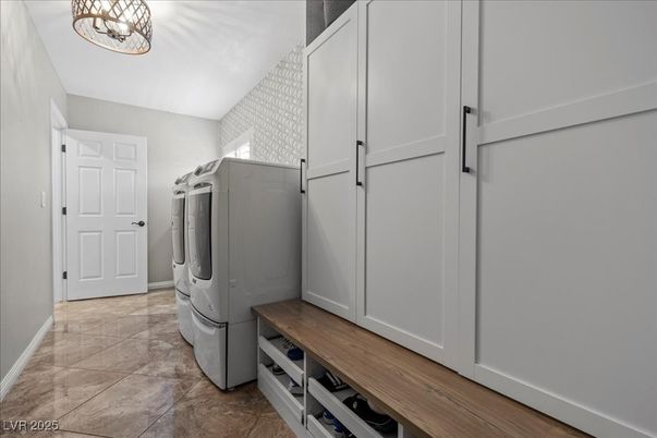 Interior, Washer
