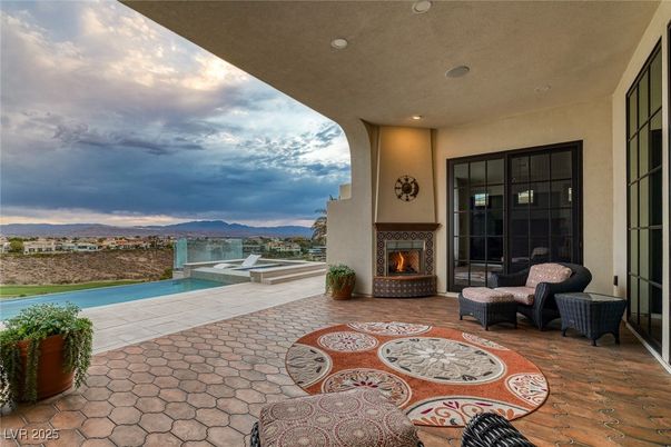 Exterior, Fireplace, Pool