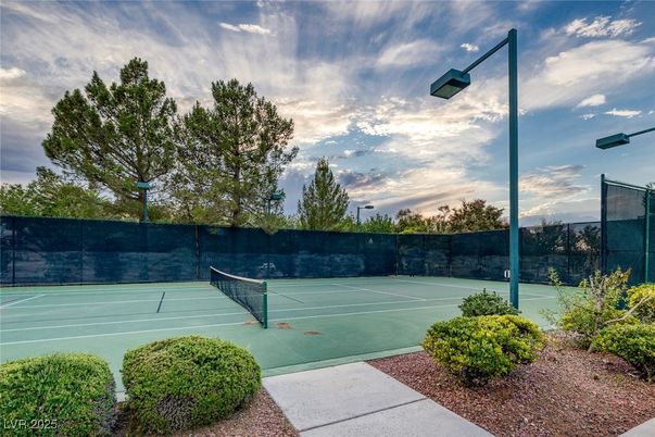 Exterior, Tennis Courts