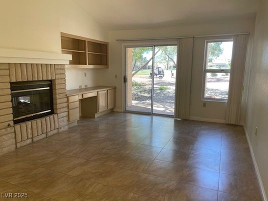 Empty room, Fireplace, Interior