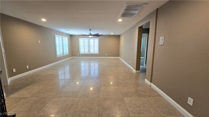 Empty room, Interior, Recessed Lighting