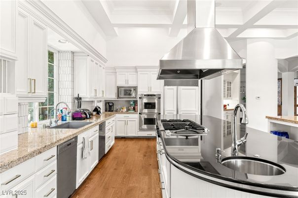 Interior, Kitchen, Stainless Steel Appliances, Wood Texture Flooring