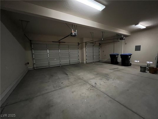 Garage, Interior