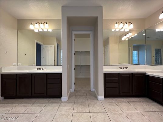 Bathroom, Dual Sink Vanities, Interior