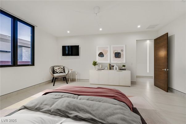 Bedroom, Interior, Recessed Lighting