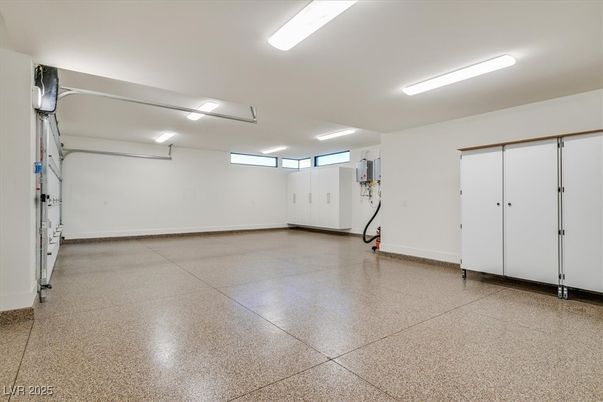 Garage, Interior