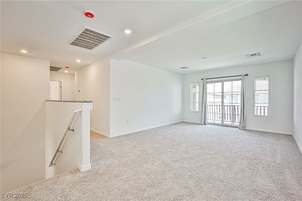 Empty room, Interior, Recessed Lighting