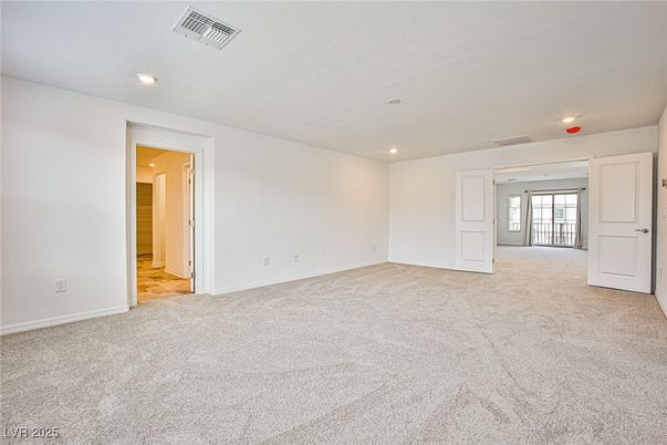 Empty room, Interior, Recessed Lighting