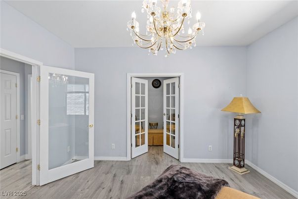 Chandelier, Empty room, Interior, Wood Texture Flooring