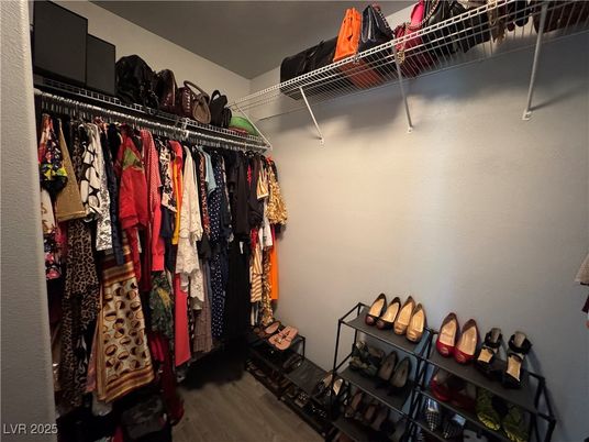Interior, Walk-in Closets, Wood Texture Flooring