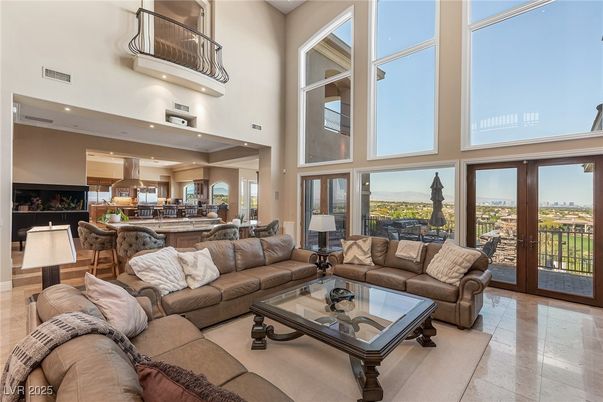 Dining room, Interior, Kitchen, Living room, Recessed Lighting