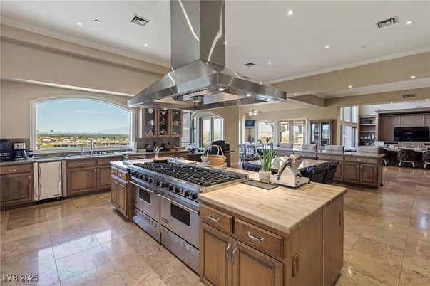 Interior, Kitchen, Living room, Recessed Lighting, Stainless Steel Appliances