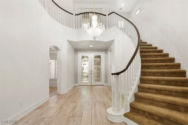 Chandelier, Interior, Recessed Lighting, Wood Texture Flooring