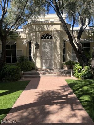 Exterior, Facade, None