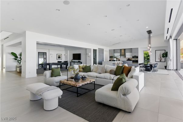 Dining room, Interior, Kitchen, Living room, Pendant Lights, Recessed Lighting
