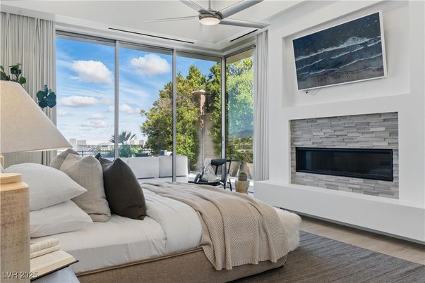 Bedroom, Fireplace, Fitness Equipment, Interior, Wood Texture Flooring