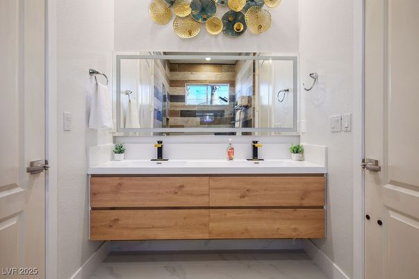 Bathroom, Dual Sink Vanities, Interior, Marble