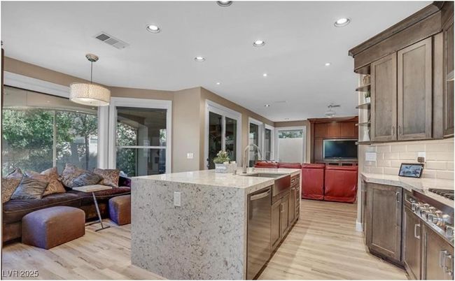 Interior, Kitchen, Living room, Pendant Lights, Recessed Lighting, Wood Texture Flooring