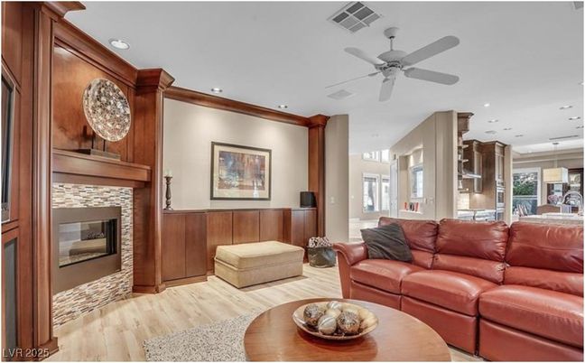 Fireplace, Interior, Living room, Pendant Lights, Recessed Lighting, Wood Texture Flooring