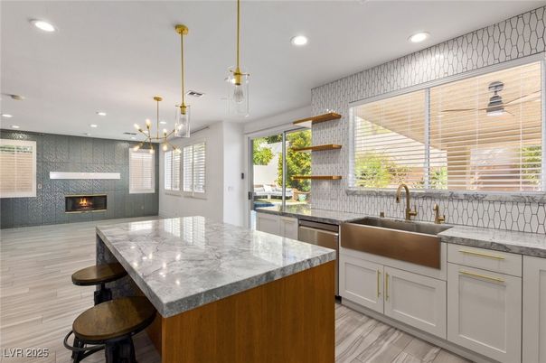 Fireplace, Interior, Kitchen, Pendant Lights, Recessed Lighting, Wood Texture Flooring