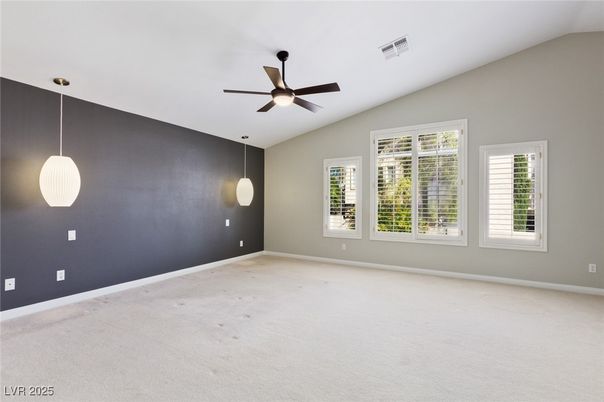 Empty room, Interior, Pendant Lights