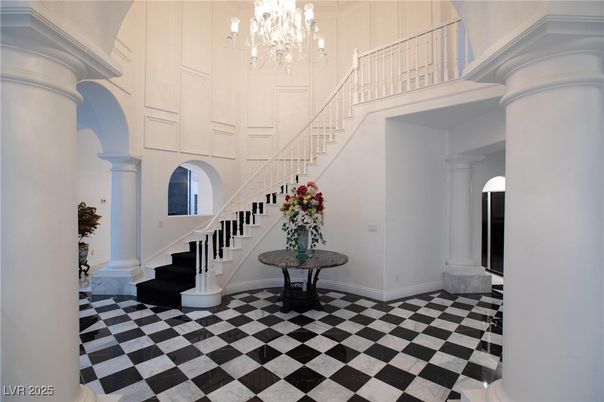 Chandelier, Interior, Marble
