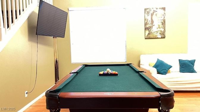 Billiard Table, Game Room, Interior, Wood Texture Flooring