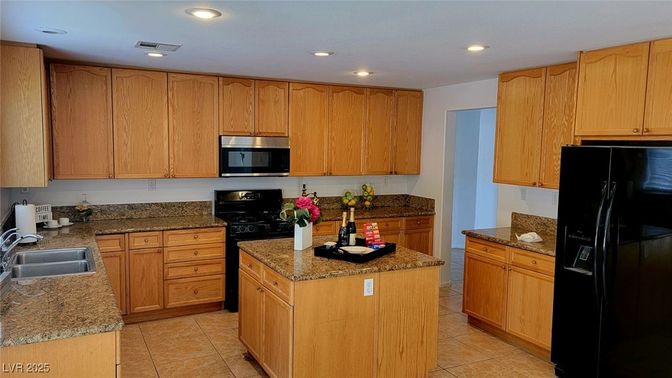 Interior, Kitchen, Recessed Lighting