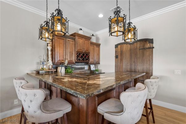 Interior, Pendant Lights, Recessed Lighting, Wood Texture Flooring