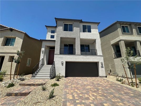 Attached, Exterior, Facade, Rowhouse
