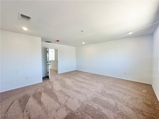 Empty room, Interior, Recessed Lighting