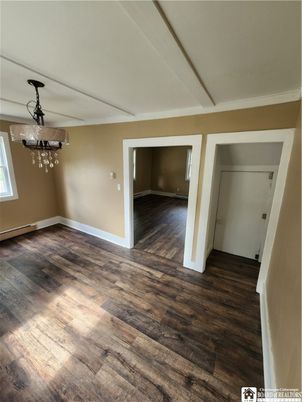 Empty room, Interior, Pendant Lights, Wood Texture Flooring