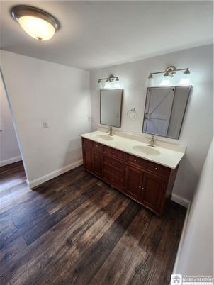 Bathroom, Dual Sink Vanities, Interior, Wood Texture Flooring