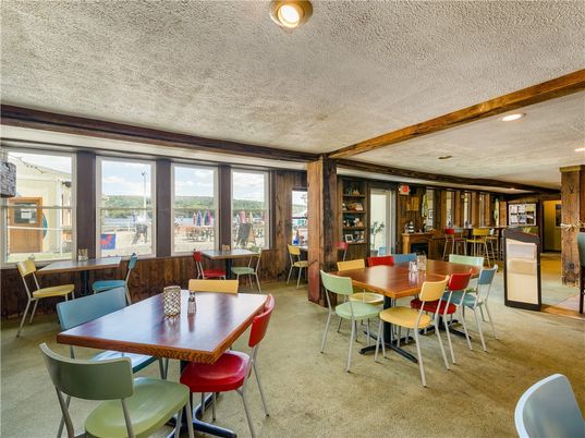 Dining room, Interior, Recessed Lighting