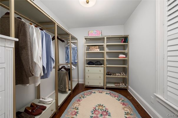 Interior, Walk-in Closets, Wood Texture Flooring